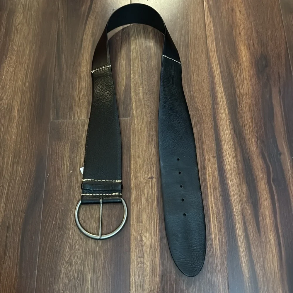 GAP Women’s Black Leather Belt Size Medium